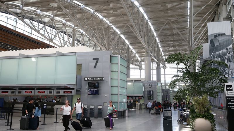 San Francisco International Airport (San Francisco, CA)