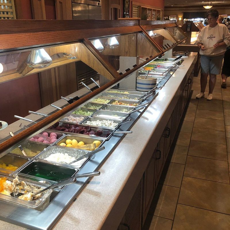 Dutch Valley Restaurant — Sugarcreek