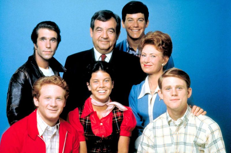 Happy Days: Richie's Friend Pretends to Be a Woman