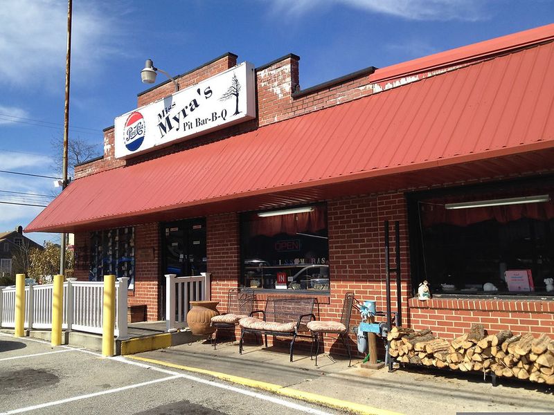 Miss Myra's Pit Bar-B-Q (Cahaba Heights)