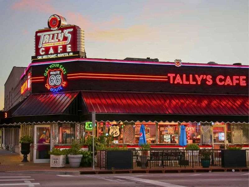 Tally's Good Food Café (E 11th St)
