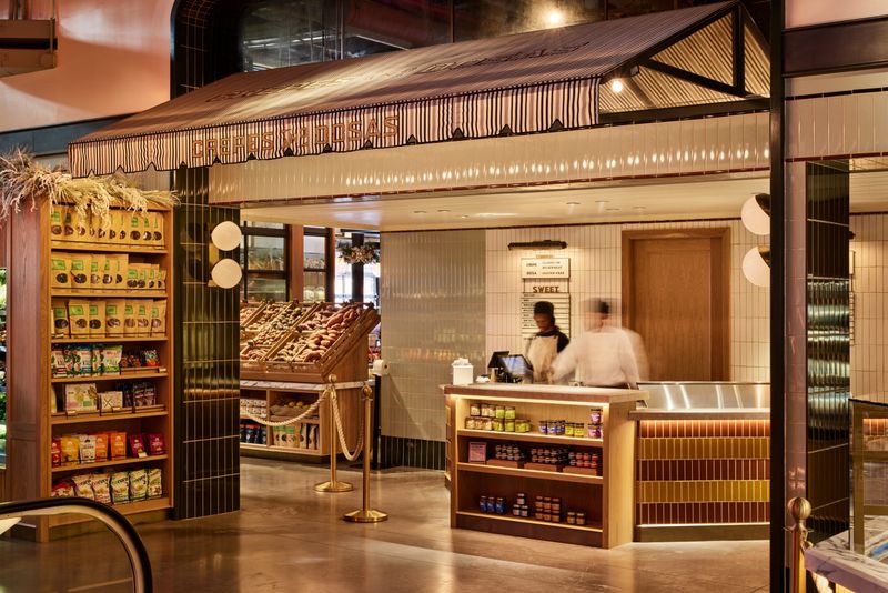 Explore Global Flavors at Crêpes & Dosas