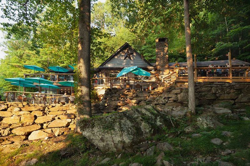Seasonal Foraging Dinner Tables at Gamekeeper