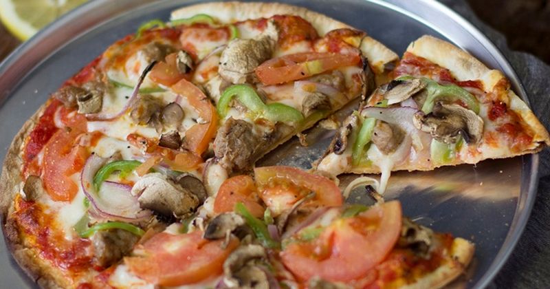 Christianos Pizza - Green Lake