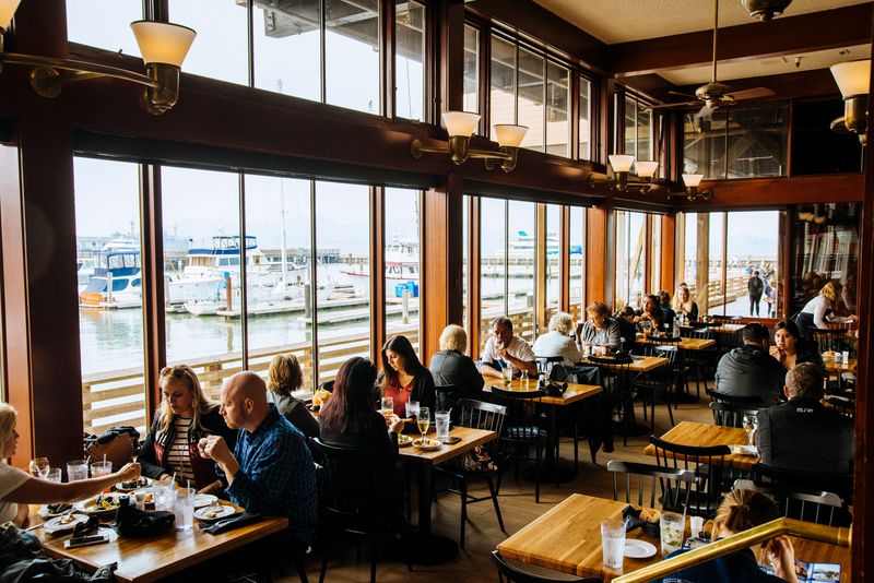 Pier Market Seafood Restaurant