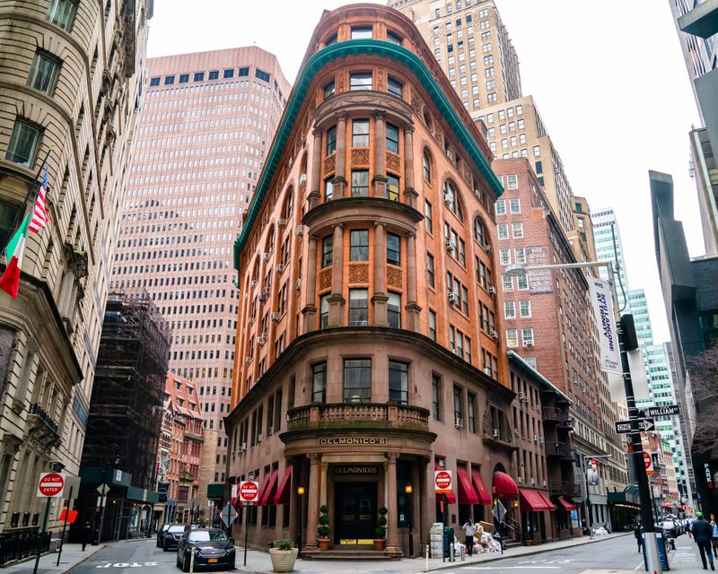 Delmonico's (1837) – FiDi