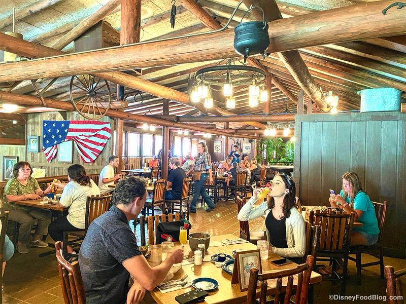 Trail's End Restaurant (Disney Fort Wilderness, Bay Lake/Orlando)