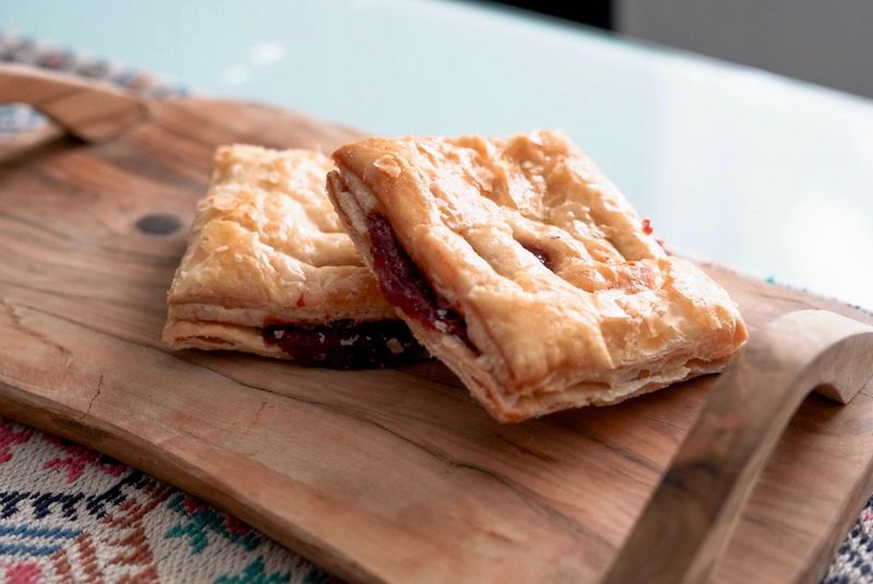 Guava Pastries (Pastelitos de Guayaba)