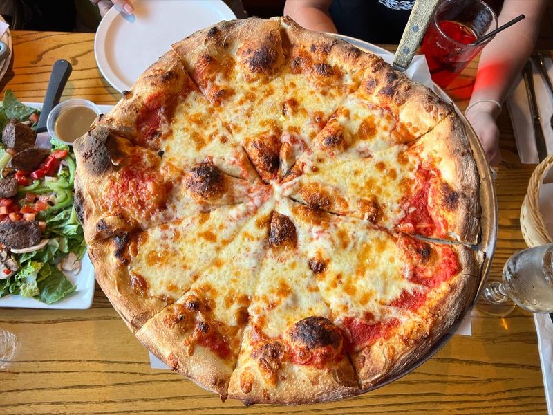 Faccia Luna Pizzeria – State College