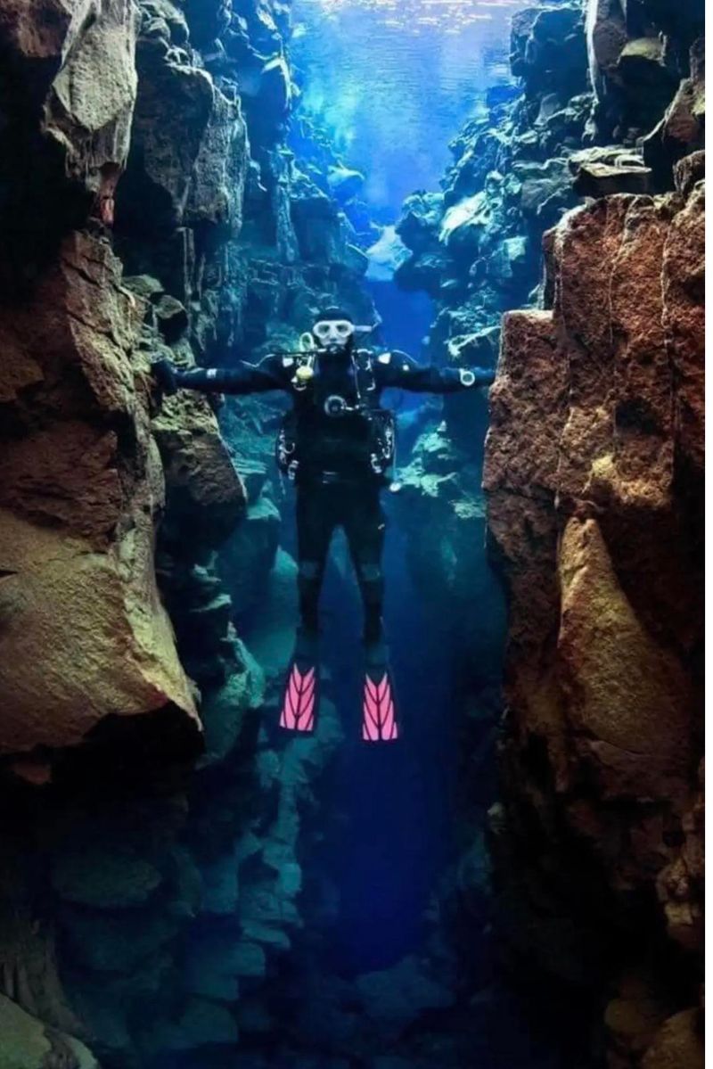 Snorkel or Dive Between Two Continents at Silfra
