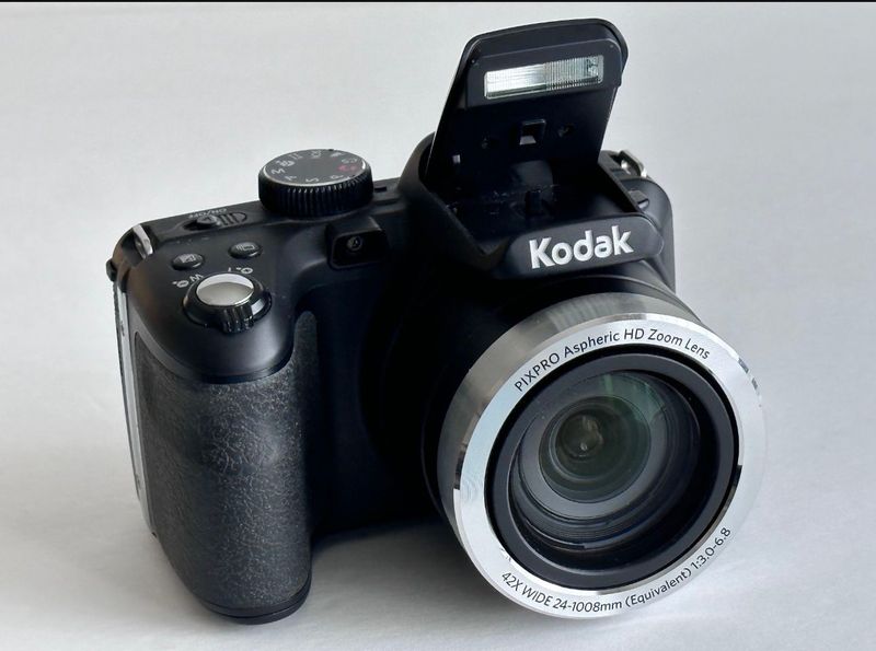 Kodak PIXPRO AZ421