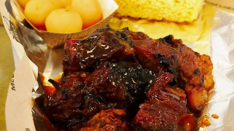 The Redneck BBQ Lab (Benson)