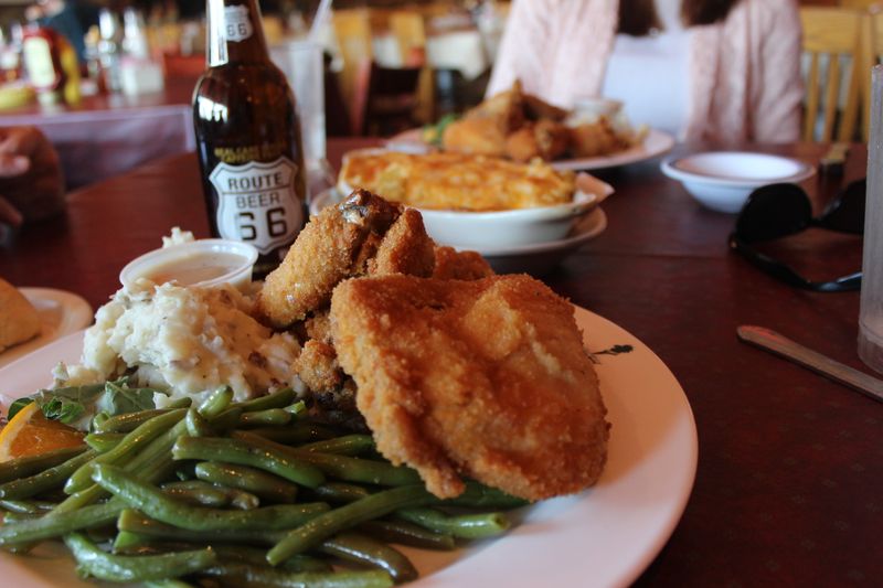 Dell Rhea's Chicken Basket - Willowbrook