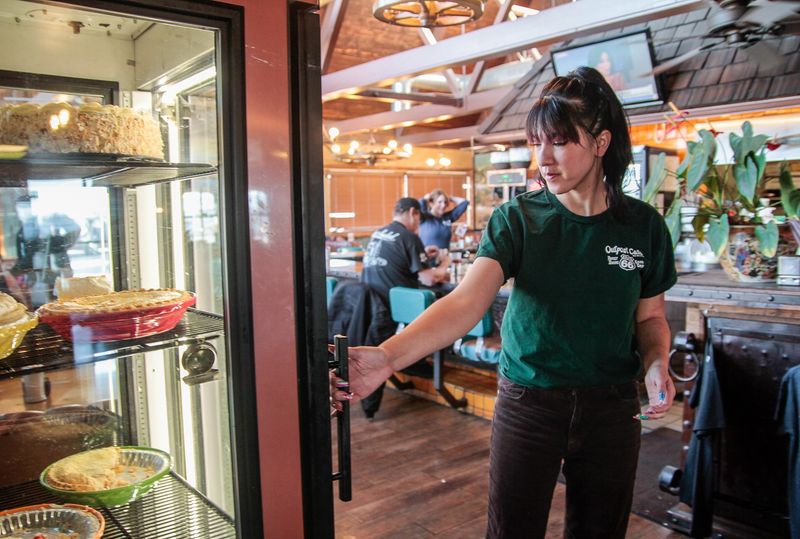 Authentic, Vintage Diner Vibe