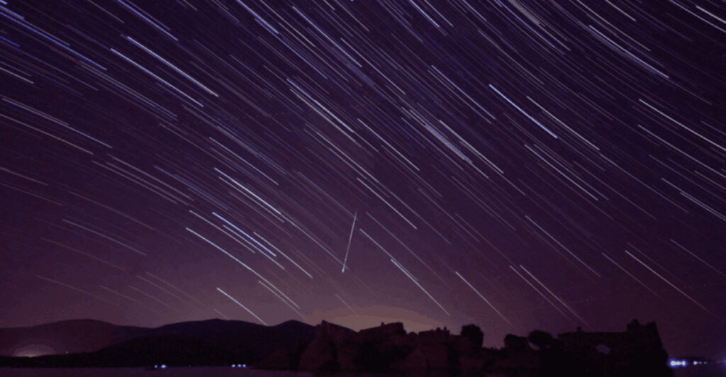 Get Ready: The Orionids Meteor Shower Peaks Oct 20-21, 2025