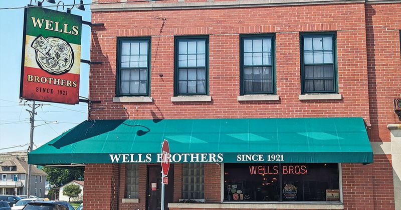 Wells Brothers Italian Restaurant - Mount Pleasant