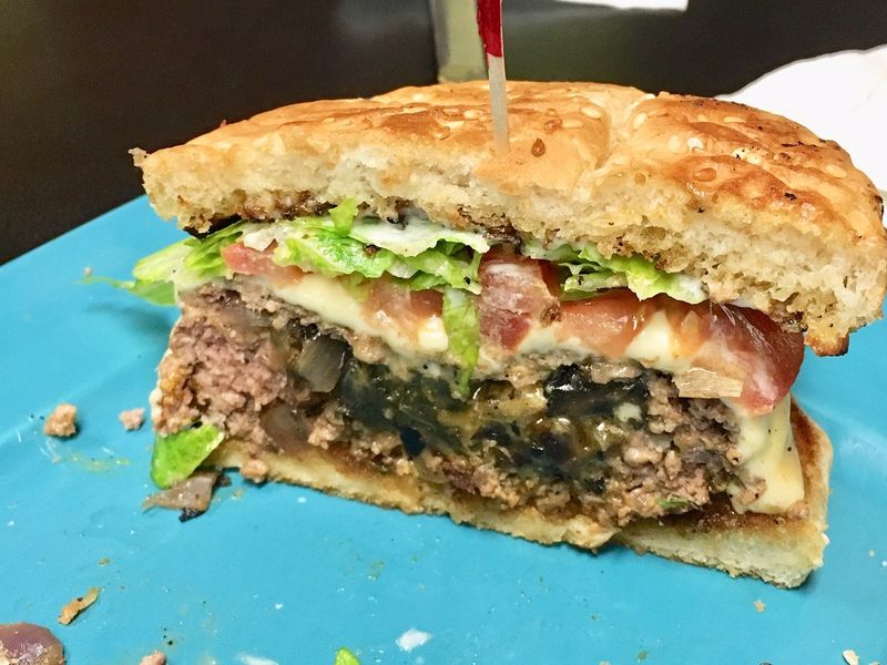 Mot & Ed's Stuffed Beef Burger (Memphis)