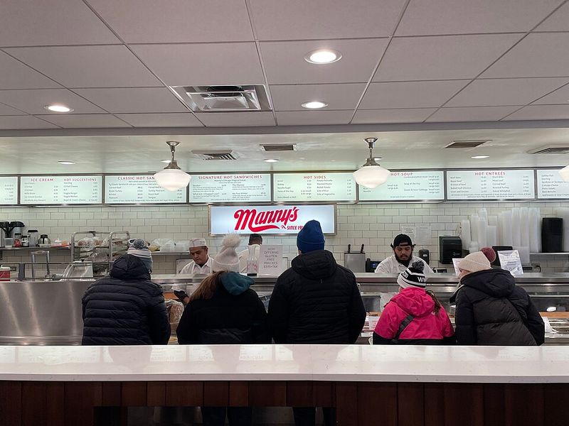 A No-Frills, All Flavor Experience