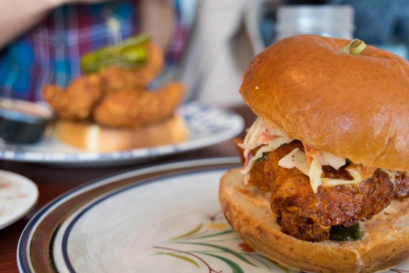 The Budlong Hot Chicken (Chicago)
