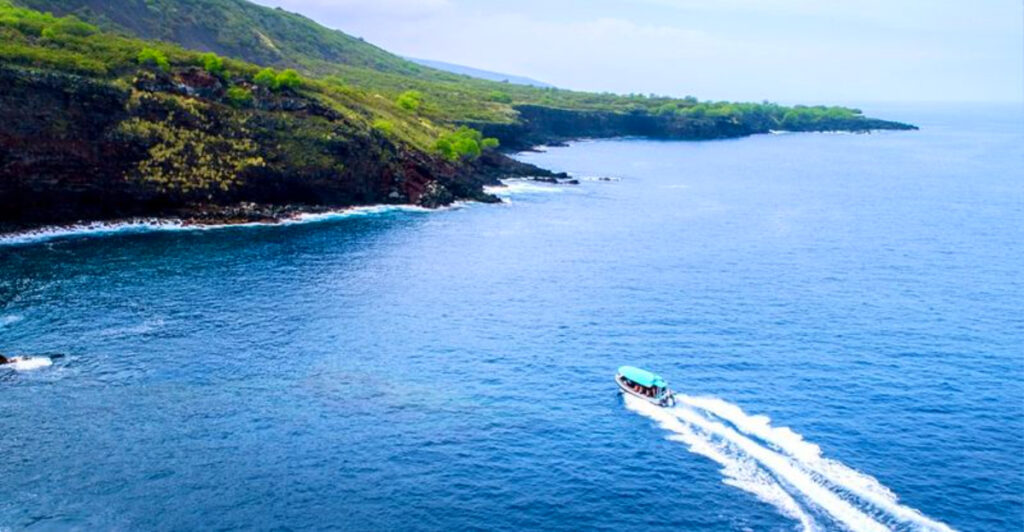 Hawaii’s Big Island Coast Offers Lush Coffee Farms, Historic Landmarks, and Breathtaking Scenic Views