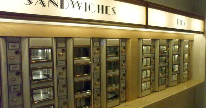 Horn & Hardart Automat