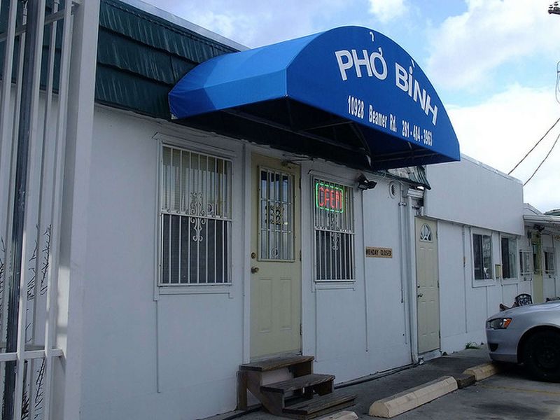 Pho Binh Trailer (Vietnamese)