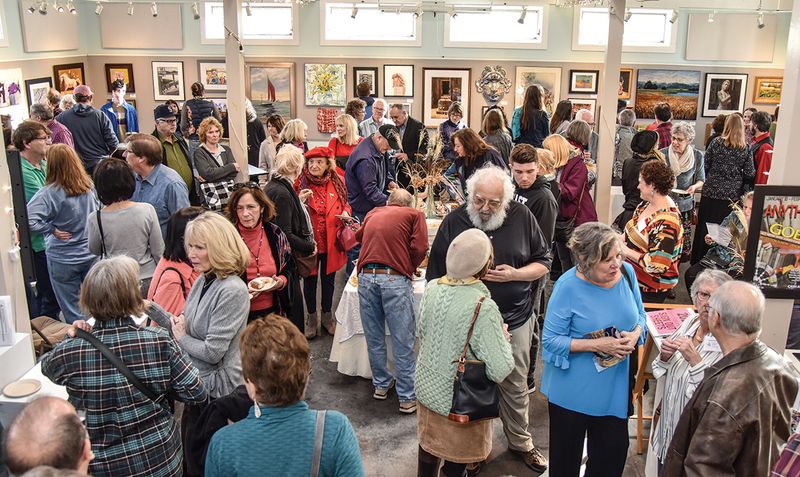 A Community That Protects Its Artistic Roots