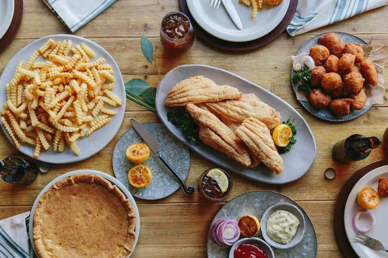 Hagy's Catfish Hotel — Near Shiloh