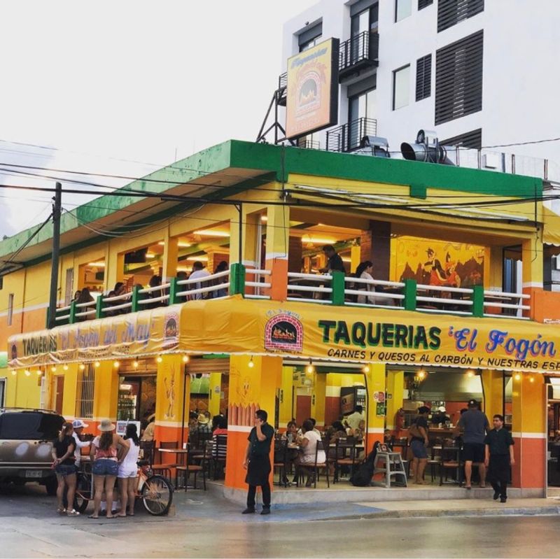El Fogón (MICHELIN-listed tacos)