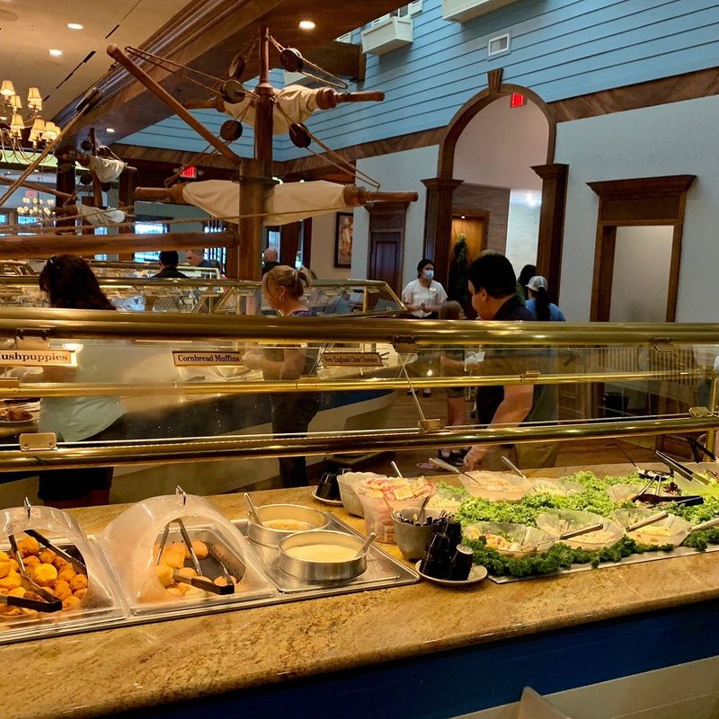 Captain George's Seafood Buffet — Kill Devil Hills