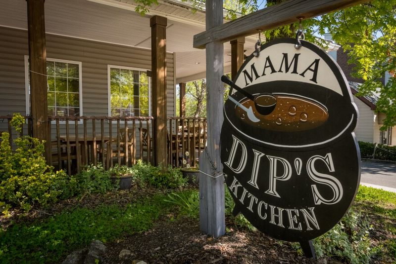 Mama Dip’s Kitchen