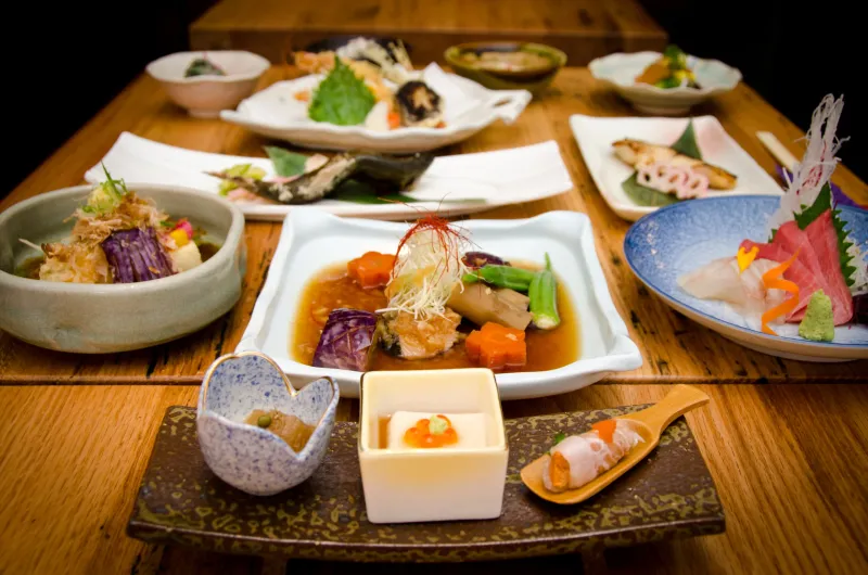 Wako (San Francisco) — Precision nigiri, seasonal kappo starters; Michelin-starred