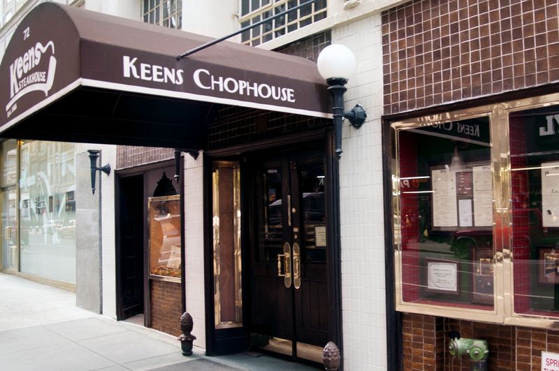 Keens Steakhouse (1885) – Midtown