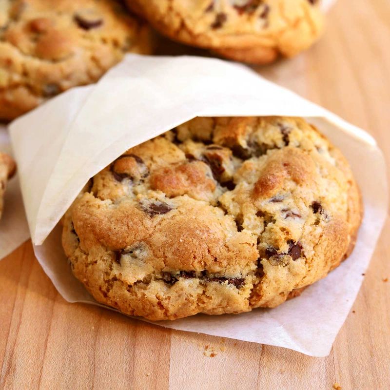 Levain Bakery – Giant Chocolate Chip Cookies