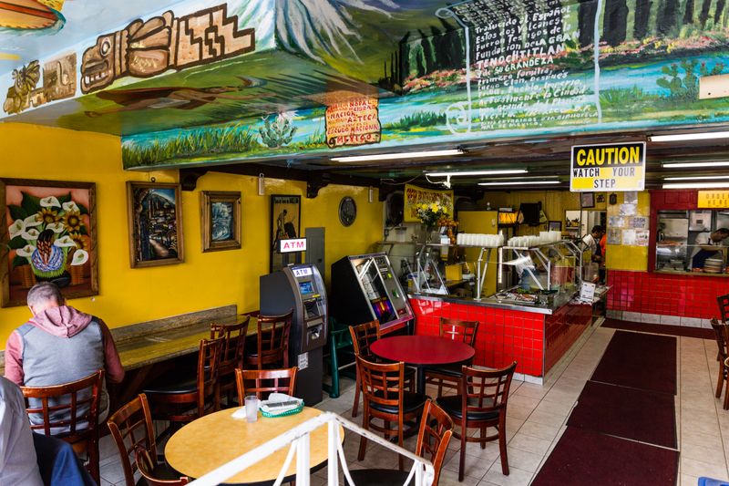 El Castillito (Duboce Triangle/Church St.)