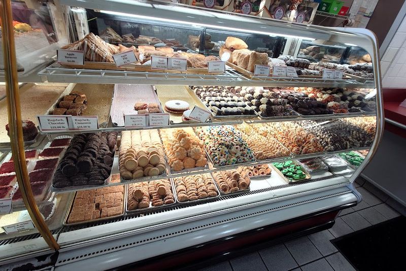 La Bon Bake Shoppes — Edison, South Plainfield, Somerset & Woodbridge