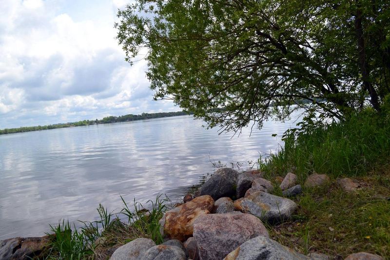 Pickerel Lake – A Hidden Gem in the Glacial Lakes