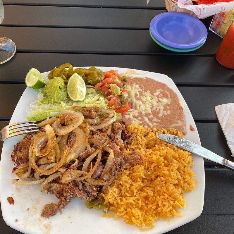 Cocina Mexicana Bar & Grill on Millbranch Road