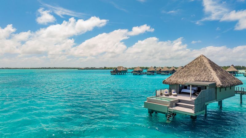 Bora Bora Eden Beach Hotel – Overwater Bungalows
