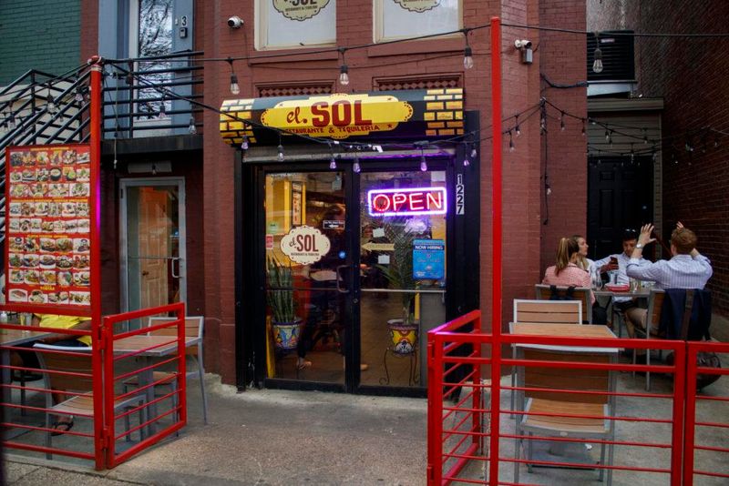 El Sol - Traditional Mexican Corner Gem