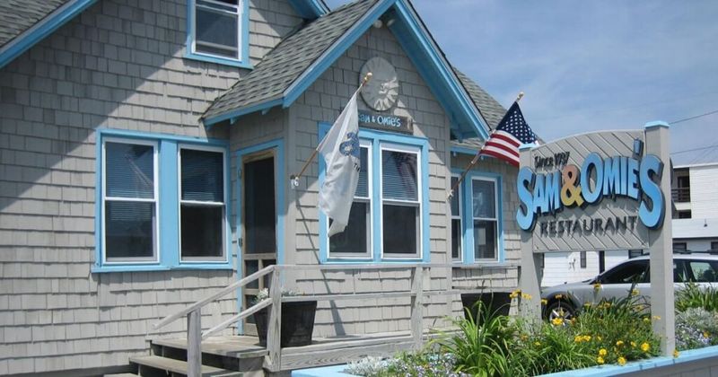 Sam & Omie's — Nags Head