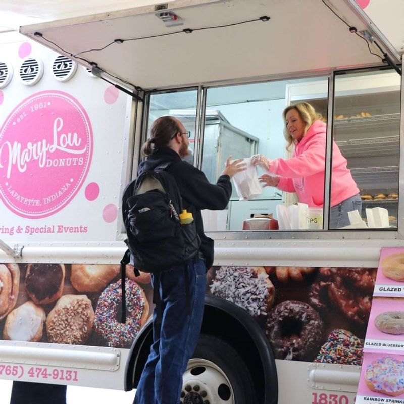 Mary Lou Donuts (Lafayette)