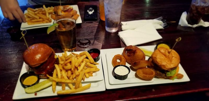 Rehab Burger Therapy (Scottsdale / Phoenix area)