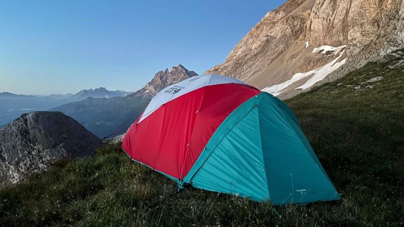 Mountain Hardwear Trango 4
