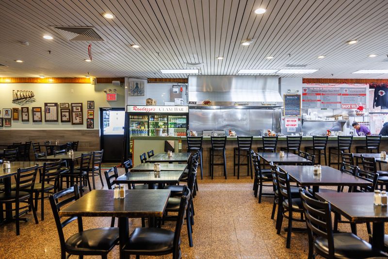 Randazzo's Clam Bar (Sheepshead Bay, Brooklyn)