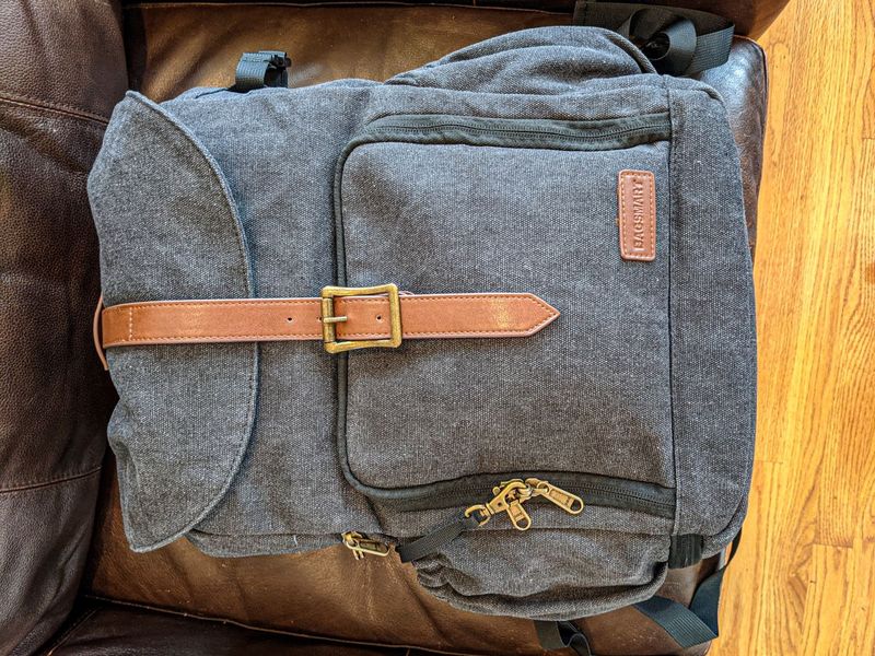 BAGSMART DSLR Camera Backpack