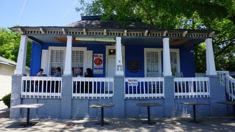 Mrs. B's Home Cooking — Comfort Food Royalty