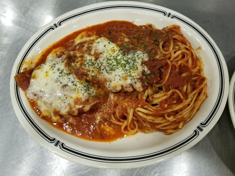 Original Italian Pizza (OIP) (statewide family of shops)