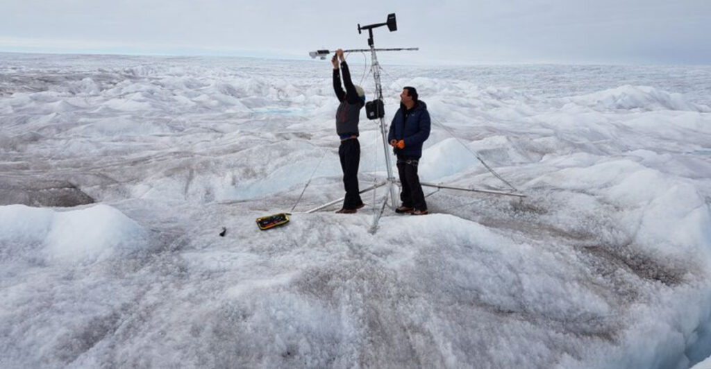 Massive Water Leak Under Greenland’s Ice: A Hidden Catastrophe Revealed