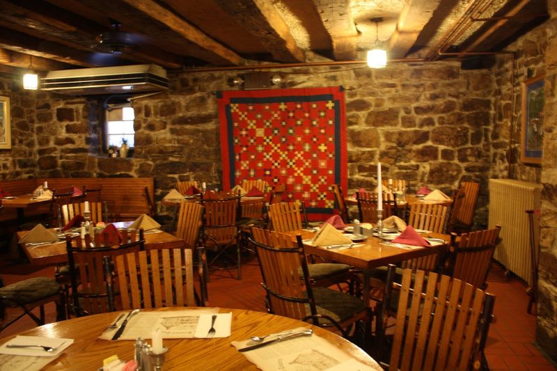 Jean Bonnet Tavern – Bedford